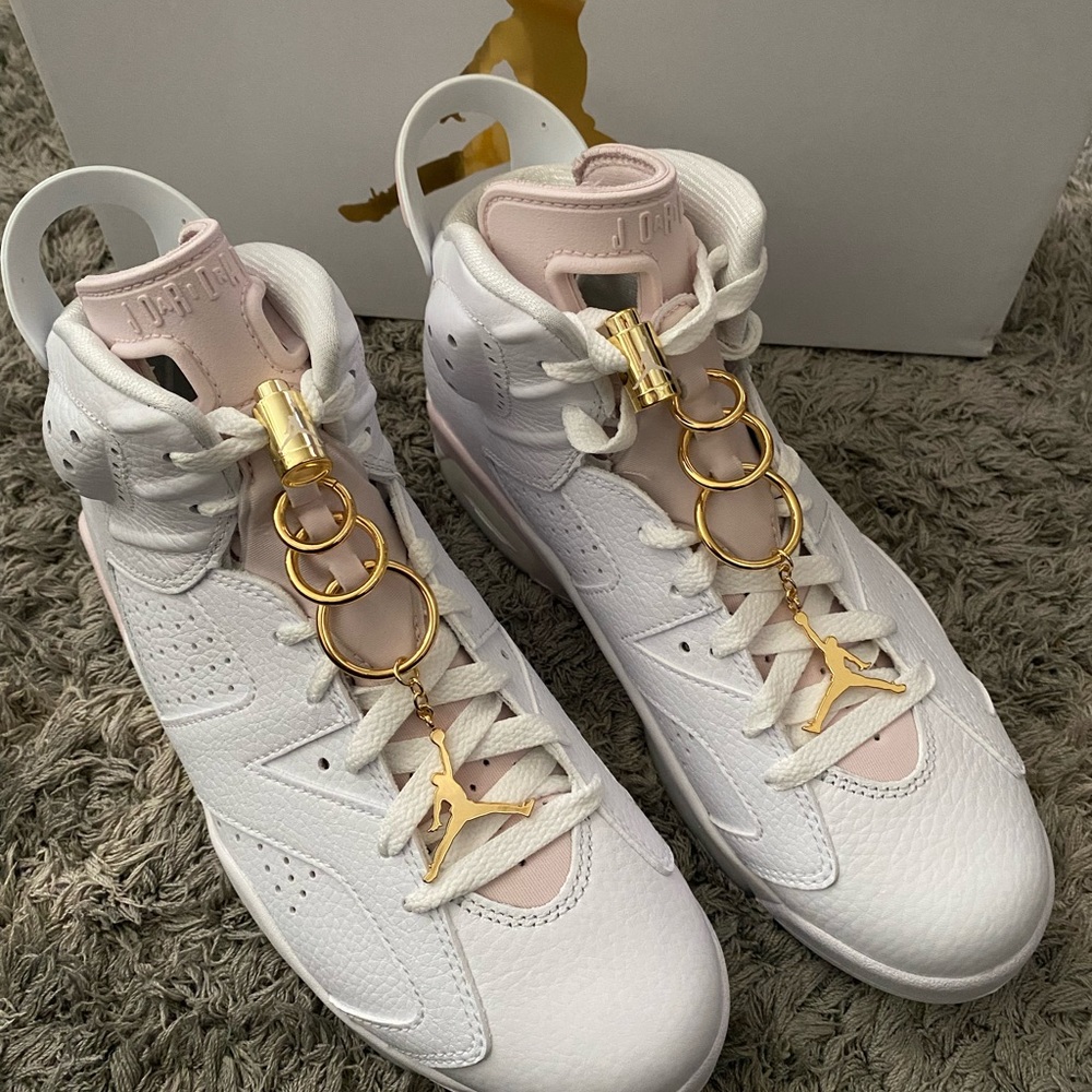 Air Jordan 6 Retro